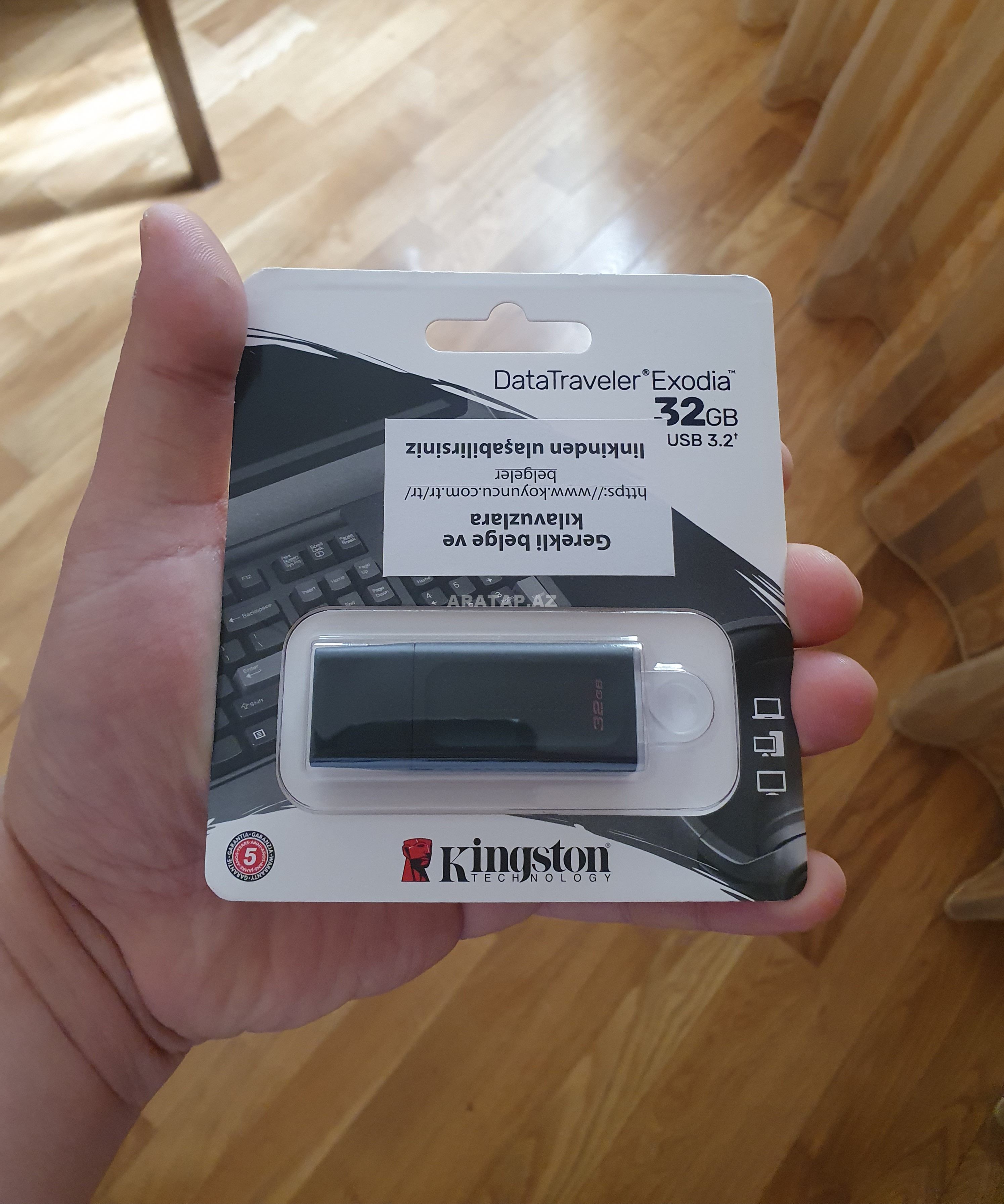 Kingston 32 GB Usb 3.2 Exodia