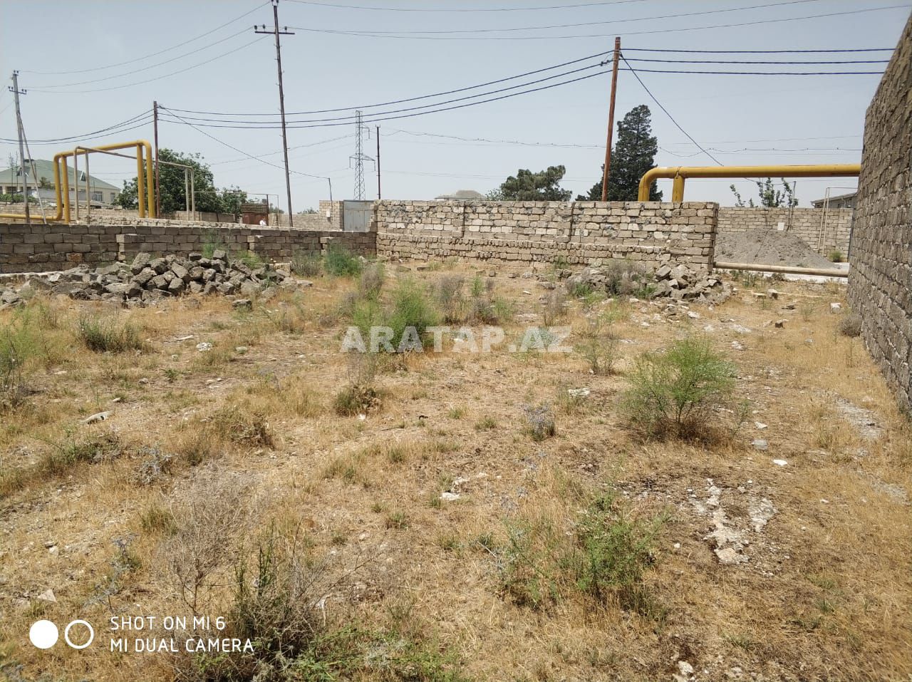 Qalada 4.5 sot kupçalı torpaq satılır.