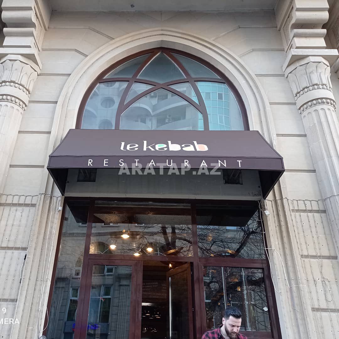 Sabit pəncərə üstü tent