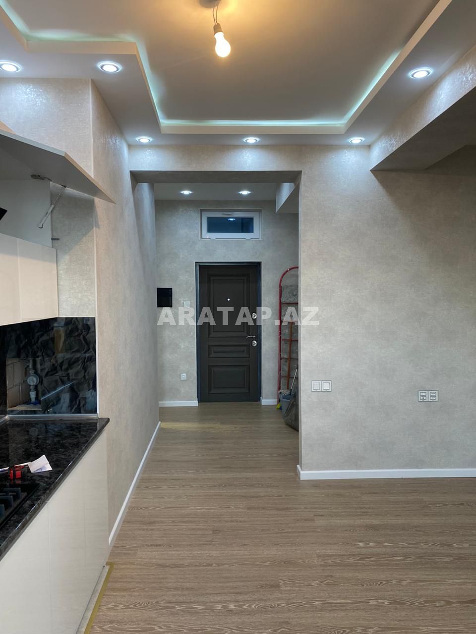 Yeni Yasamalda  bina evi (mənzil)  satılır !