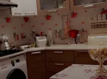 Yeni Günəşli V Massivində YENİ TİKİLİDƏ 2 otaqlı, əşyalı mənzil.