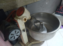 Xəmir yoguran