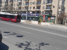 3-otaqlı Mənzil Köhnə Tikili, Elmler Metrosu., 65 M²