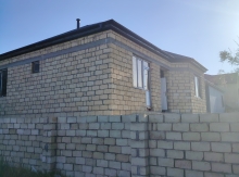 Bağ evi, Sumqayıt şəhər Corat bağları.