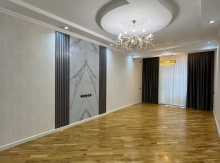 4-otaqlı mənzil Yeni tikili, Gence prospekt., 138 m²