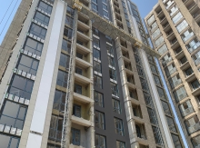 Qaldırıcı platforma və yük liftləri