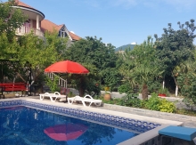 Villa, Salman Mümtaz.