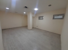 Ofis İcarəyə verilir, əhməd rəcəbli küçəsi.