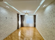 3-otaqlı mənzil Yeni tikili, Mehemmed Hadi kuc., 86 m²