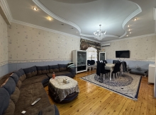 3-otaqlı mənzil Yeni tikili, Gence pr., 107 m²