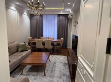 2-otaqlı mənzil Yeni tikili, Sirin Mirzeyev kuc., 96 m²