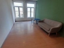 Ofis İcarəyə verilir, içərişəhər metrosu.